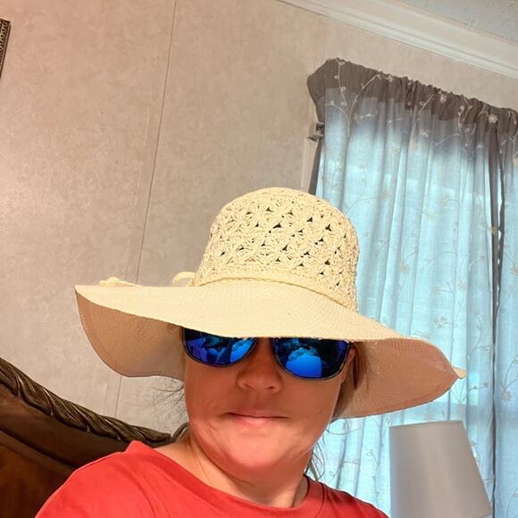 COPY - WOMAN’S white straw Hat - Picture 6 of 14